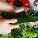 Cómo lavar correctamente las frutas y vegetales para eliminar los pesticidas